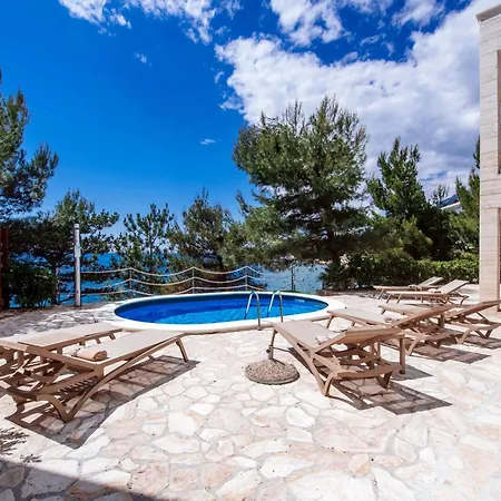 Holiday home Kalipso By Interhome Starigrad Paklenica