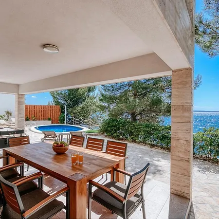 Kalipso By Interhome