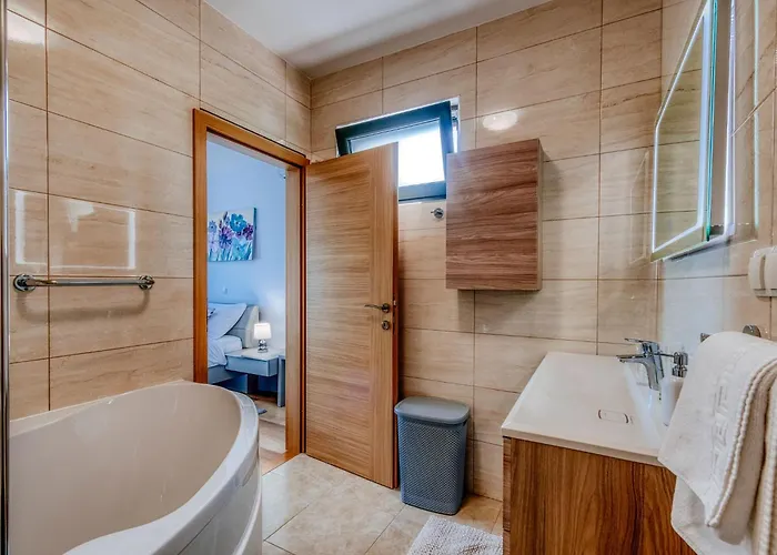 Kalipso By Interhome